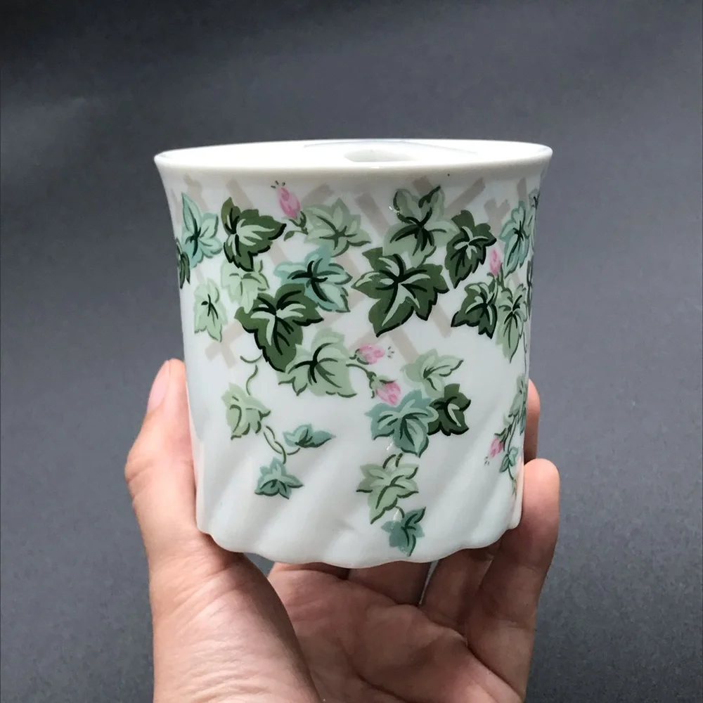 Vintage Ceramic Floral Toothbrush Holder Countertop for Bathroom Home Decor